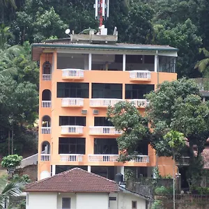 ** Hotel Majestic Tourist Sri Lanka