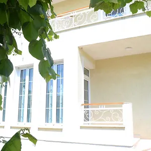 *** Bed & Breakfast Open Doors Albania